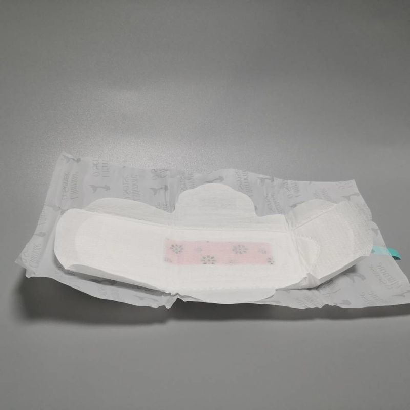 Daily Changing 155mm 180mm Ultra Thin Anion Chip Sanitary Pad